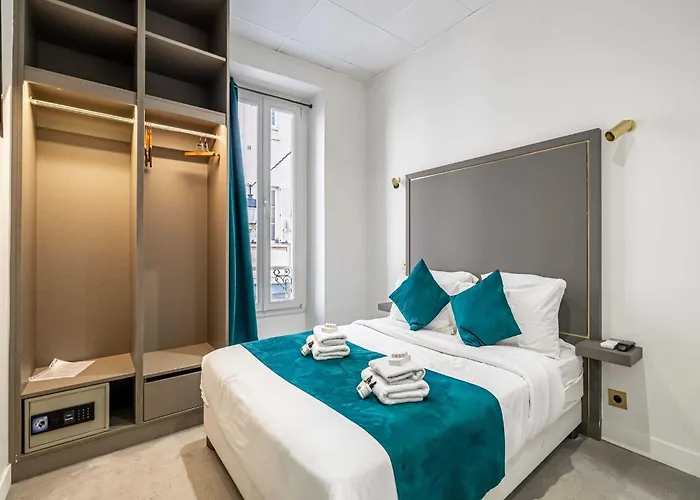 Apartment In Cannes For 2 People